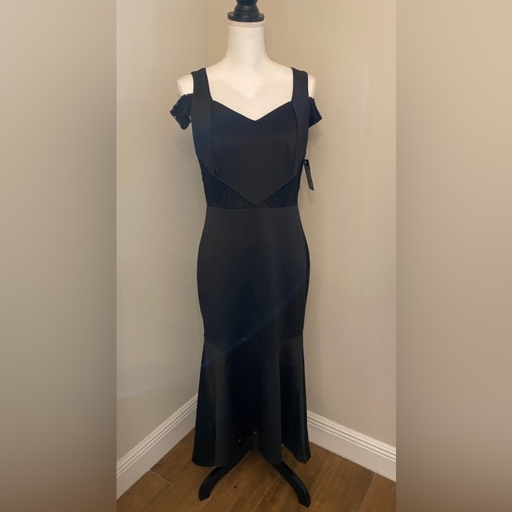 Alexa B Nites Gown